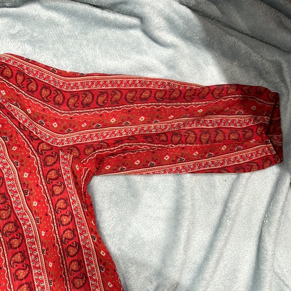 Lucky Brand Red Semi Sheer Paisley Boho Top - Picture 7 of 7